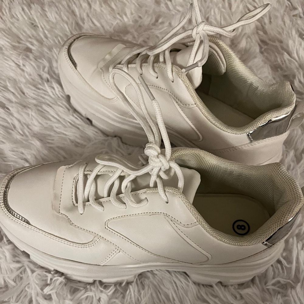 Platform sneakers white size 8